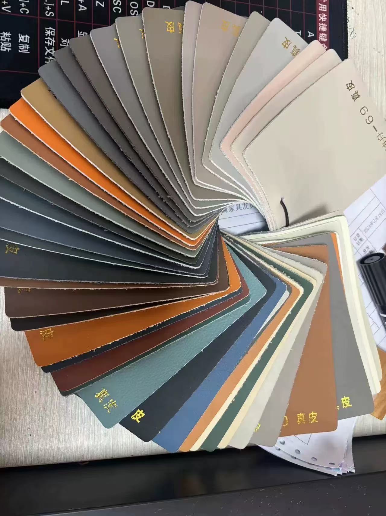 White Minimalist Style dining chairs