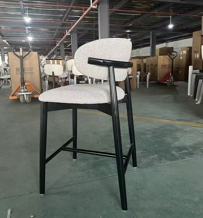 Solid Wood Bar Stool (Ash Wood)